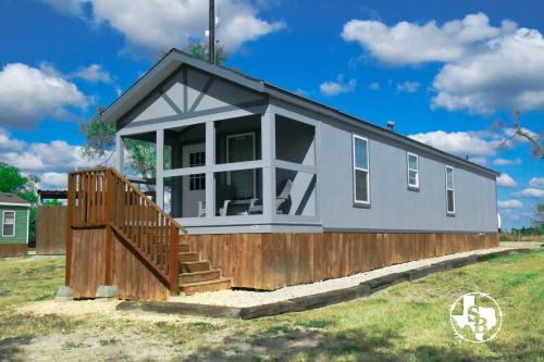 Southbound RV Park and Cabins - image 2