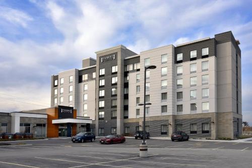 . Staybridge Suites - Waterloo - St. Jacobs Area