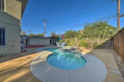Corpus Christi Home with Pool and Hot Tub - Walk to Bay - image 10