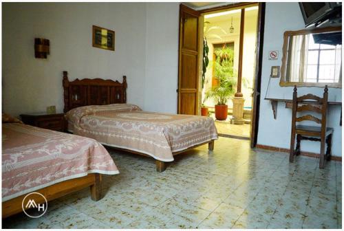 2 double beds