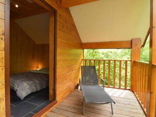Comfortable modern chalet with wood finish in ไอเวล