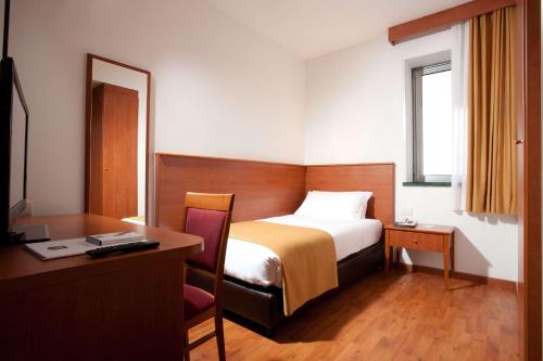 1 twin bed