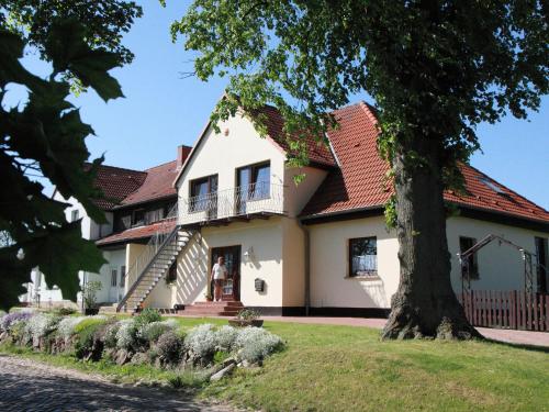 Hübsche Wohnung in Kröpelin mit eigener Terrasse