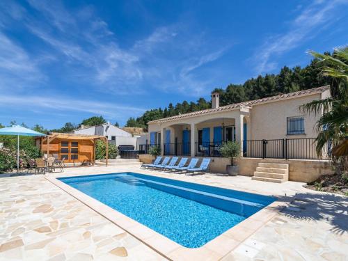 Holiday villa with aircon bubble bath private swimming pool playground and more - Accommodation - Félines-Minervois