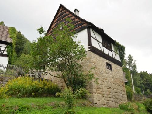 Holiday Home in Nejdek in West Bohemia with garden