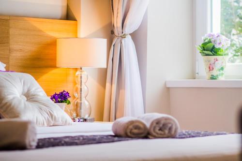 Peninsula Luxury Rooms - image 4