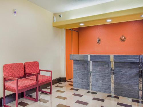 Előcsarnok, OYO Superior Budget Inn Bartow in Bartow (Florida)
