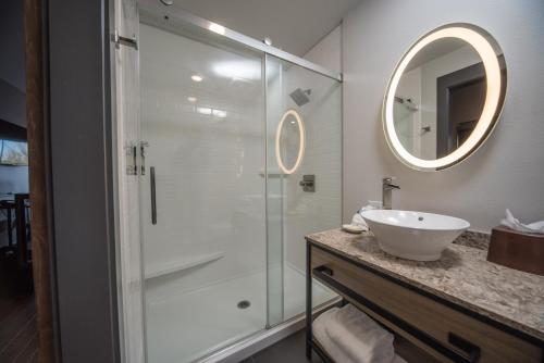 277537859 Hotel Windrow Downtown Ellensburg