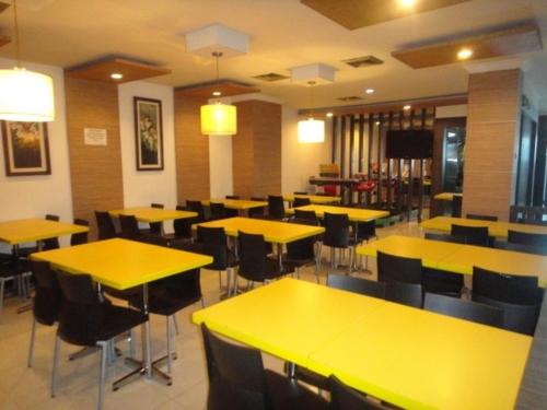Karsa Utama Hotel The 1-star Karsa Utama Hotel offers comfort and convenience whether youre on business or holiday in Jakarta. Featuring a satisfying list of amenities, guests will find their stay at the property a co