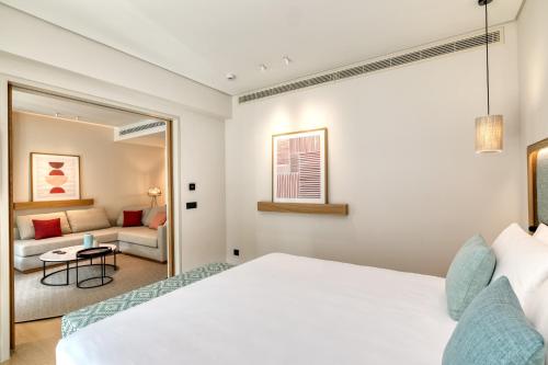 Vathi Cove Luxury Resort & Spa