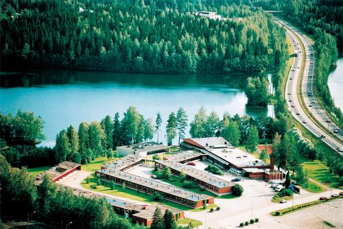 . Finlandia Hotel Isovalkeinen