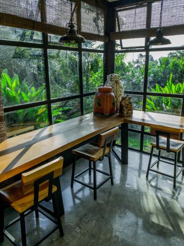 陽台/露台, 象島綠洲酒店 (Oasis Koh Chang) in 孤獨海灘