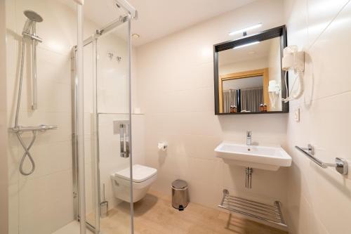 Atotxa Rooms - image 2
