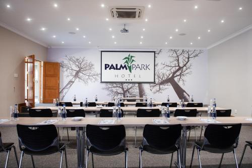 Palm Park Hotel