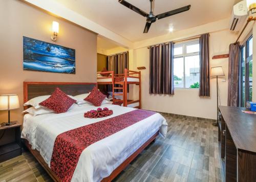 Paguro Beach Inn Room Type - Family Room with Island View Paguro Beach Inn Room Type - Family Room with Island View
