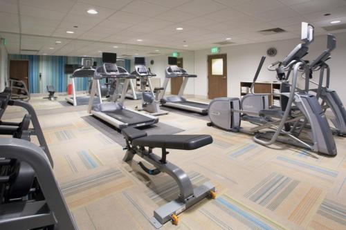 Fitness center, Holiday Inn Express & Suites Dallas Market Ctr - Love Field in Stemmons Corridor