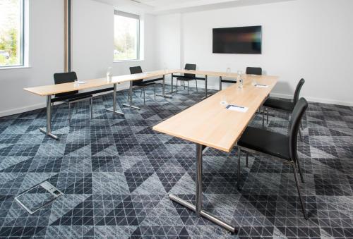 Holiday Inn Express - Bicester an IHG Hotel - image 14