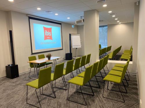 Ibis Kaunas Centre - image 11