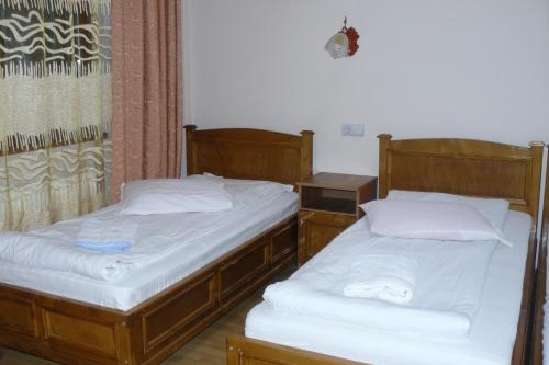 Hotel Adial – Adjud, IL