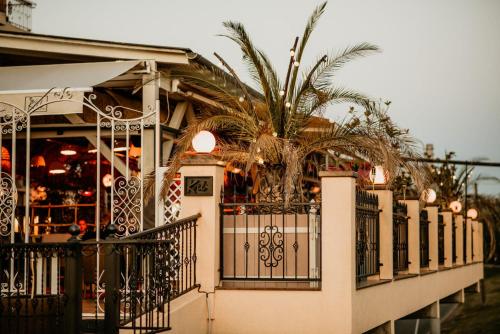 Hotel Coandi - image 11