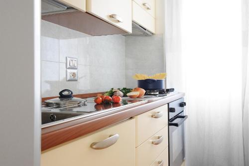 Kitchen, Cagliari Holiday Apartments in Cagliari