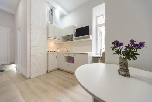 Bessarabka Apartments - image 14
