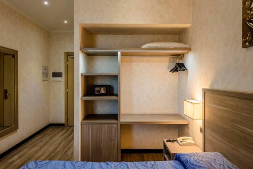 Hotel Roma Sud - image 7