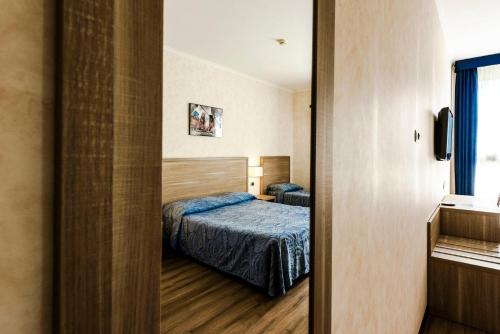 Hotel Roma Sud - image 2