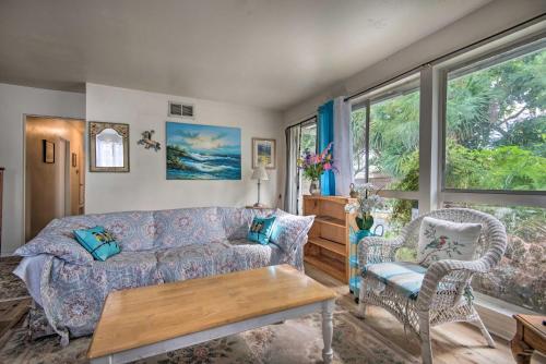 Pet-Friendly Port Hueneme Home about 1 Mile to Beach! - image 10