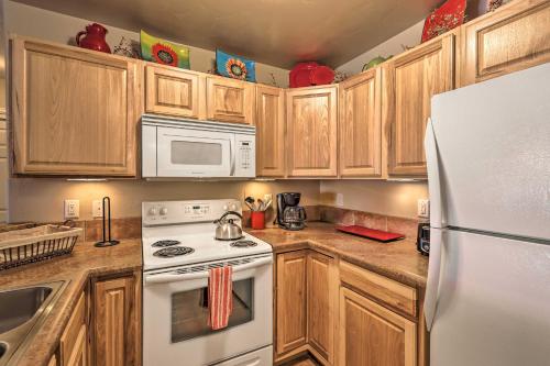 Fraser Condo 5 Miles to Winter Park Resort! in Fraser, USA