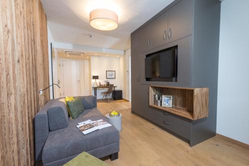 TWO TIMEZ - Boutique Hotel - with AC, Zell am See (photo 7)