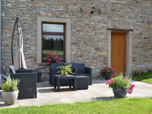  Spacious Holiday Home in Vaux-sur-Sure with Garden in Vaux-sur-Sûre