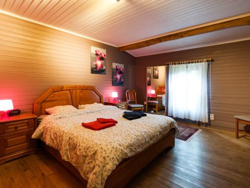  Beautiful Holiday Home with Sauna in Houffalize in Tavigny