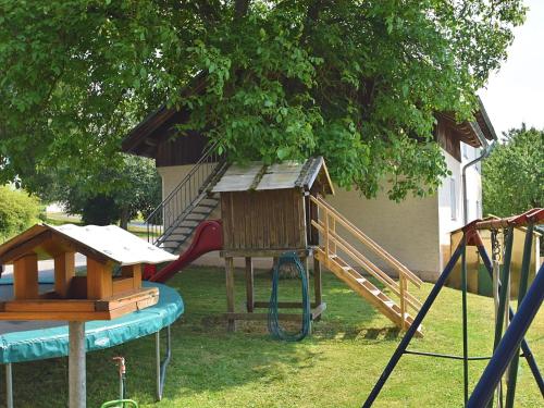 Holiday home with garden near the forest