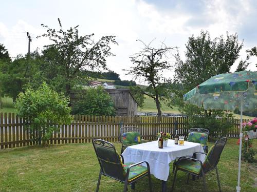 Holiday home with garden near the forest