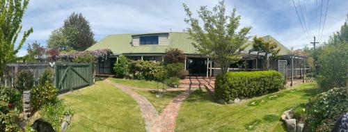 . Twizel Central Studio Accommodation