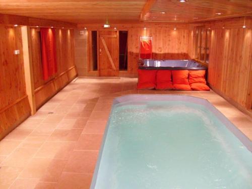 Chalet in Le Thillot with Skiing & Horse Riding Nearby