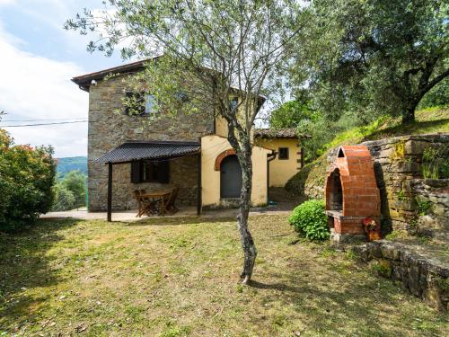 Stunning house with pool and stunning rural views gîte à louer Uzzano