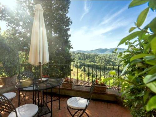 Vintage Holiday Home in Figline Valdarno with Swimming Pool Figline Valdarno