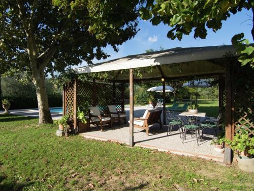 Hage, Holiday Home in Cortona with Pool in Campaccio