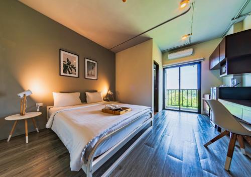 Bhava Residence Room Type - Superior King Room