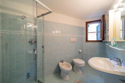 Two-Bedroom Apartment image 5