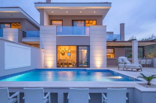 Luxury Villa Prova1 - Location, gîte - Malinska