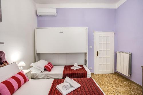 Royal Vatican - image 11