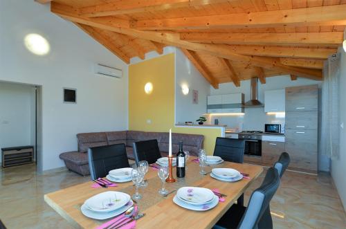 House Roza 2065 - image 3