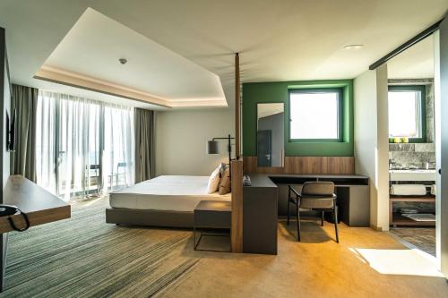 HVD Reina del Mar - Premium Spa Service & Free Parking – Obzor, CA