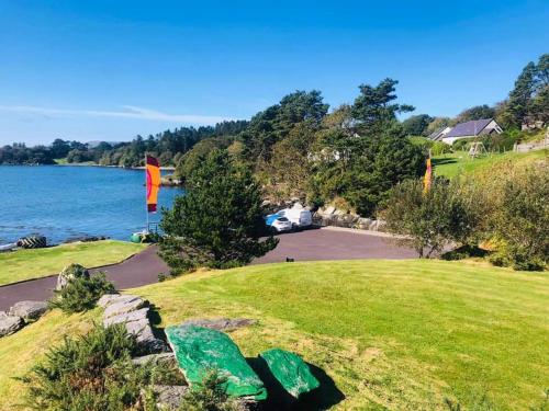 Skats, Berehaven Lodge in Castletownbere