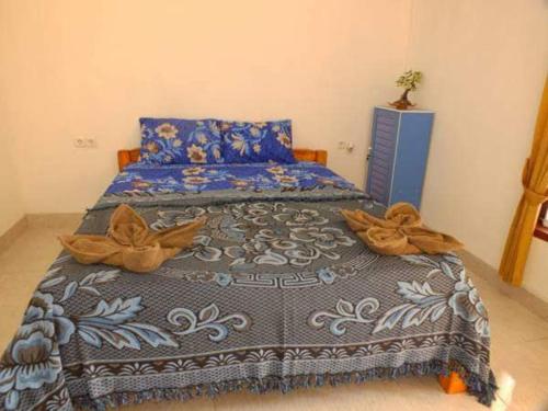 Three homestay