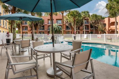 Holiday Inn Express Hotel & Suites - The Villages an IHG Hotel - image 8