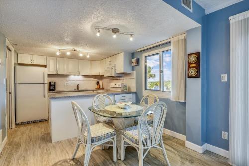 Pinnacle Port A135 condo - main image